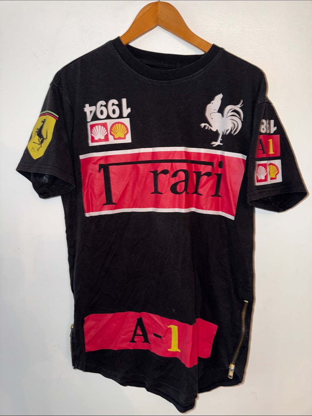 Bleecker & Mercer Men's "Rari" Racing Graphic T-Shirt Black Size L